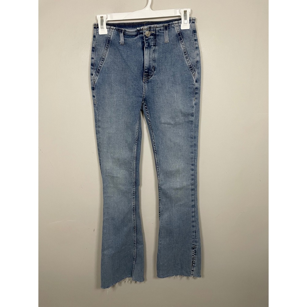 We The Free Level Up Slit Slim Flare Jeans Size 25 Raw Hem Light Wash
